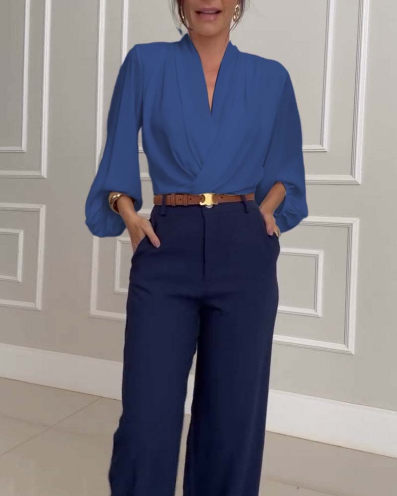 Trendy Lantern Sleeve Blouse with Solid V-Neck