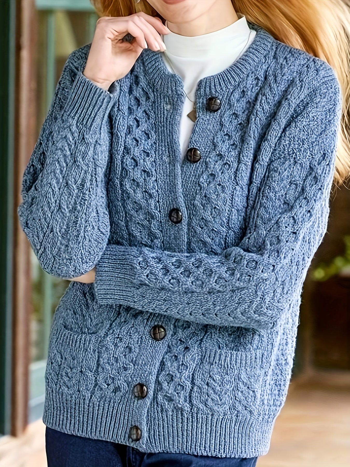 Stacey - Elegant Cardigan