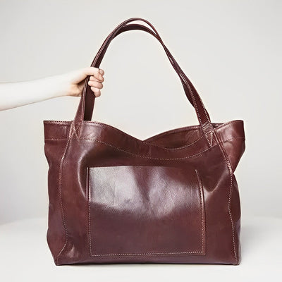 Clara | Timeless Handbag with Ample Storage