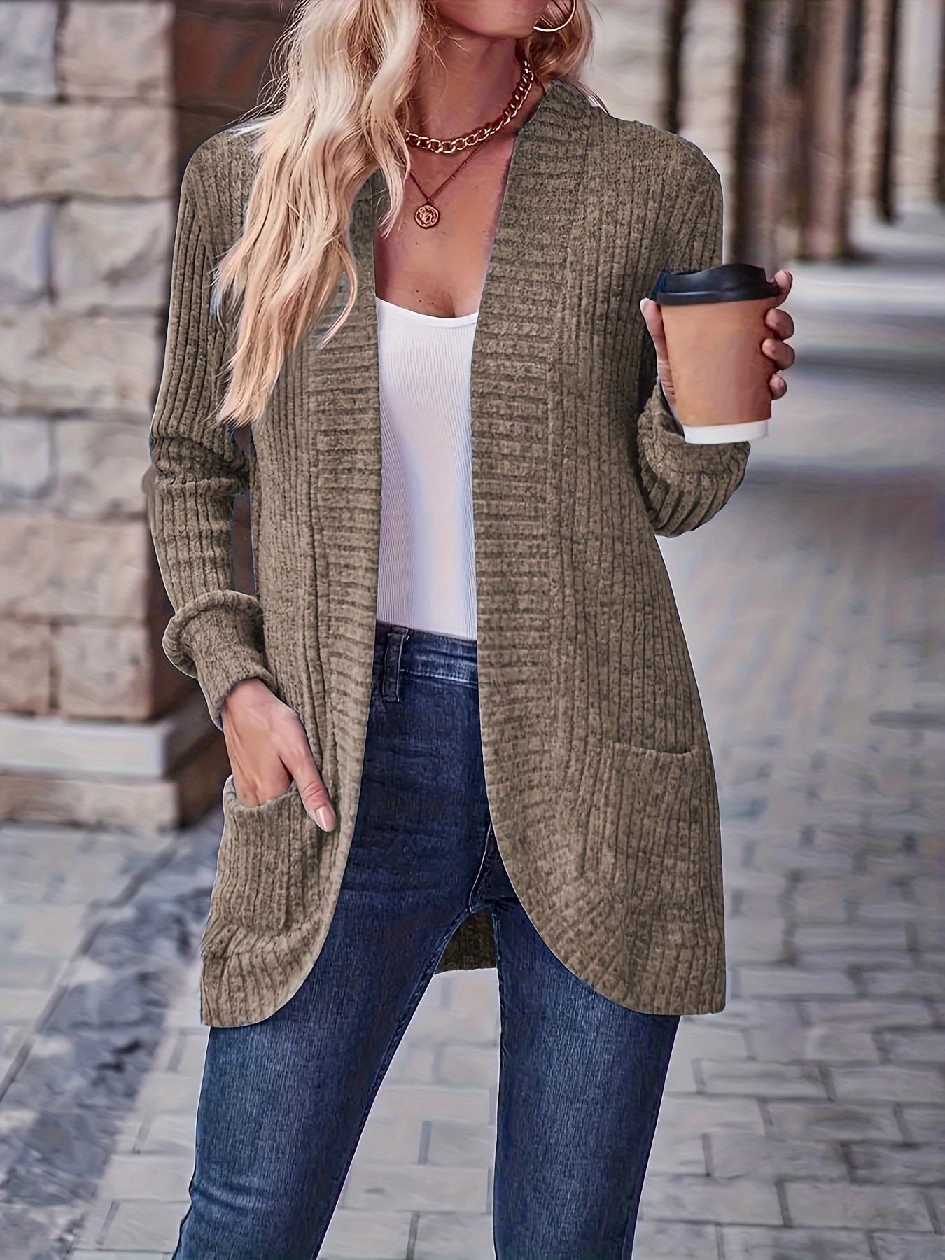 Valmai - Elegant Cardigan