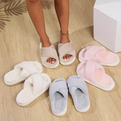 Women’s Fuzzy Slippers – Cozy Comfort Meets Effortless Style