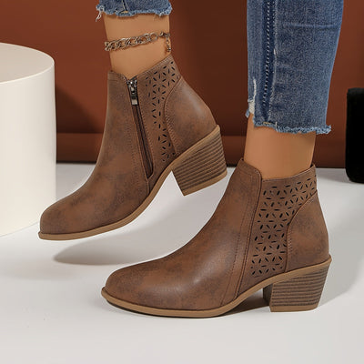 Léonie™ – Breathable and Sustainable Comfort in Ankle Boots