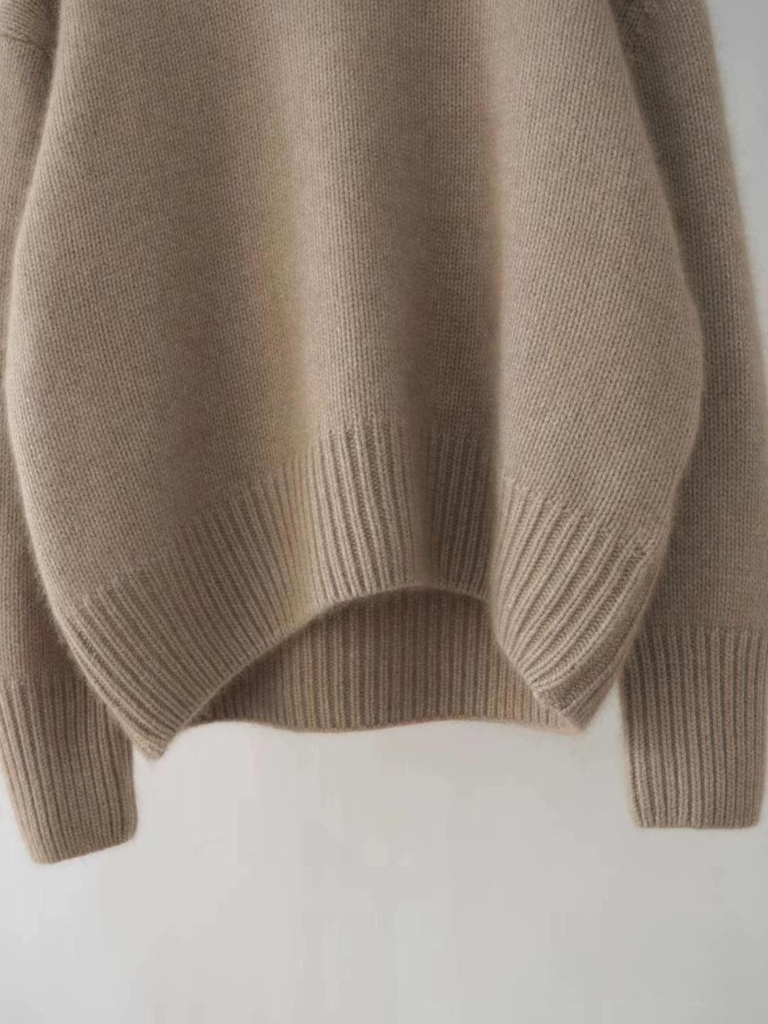 NELE LUXE TURTLENECK KNIT