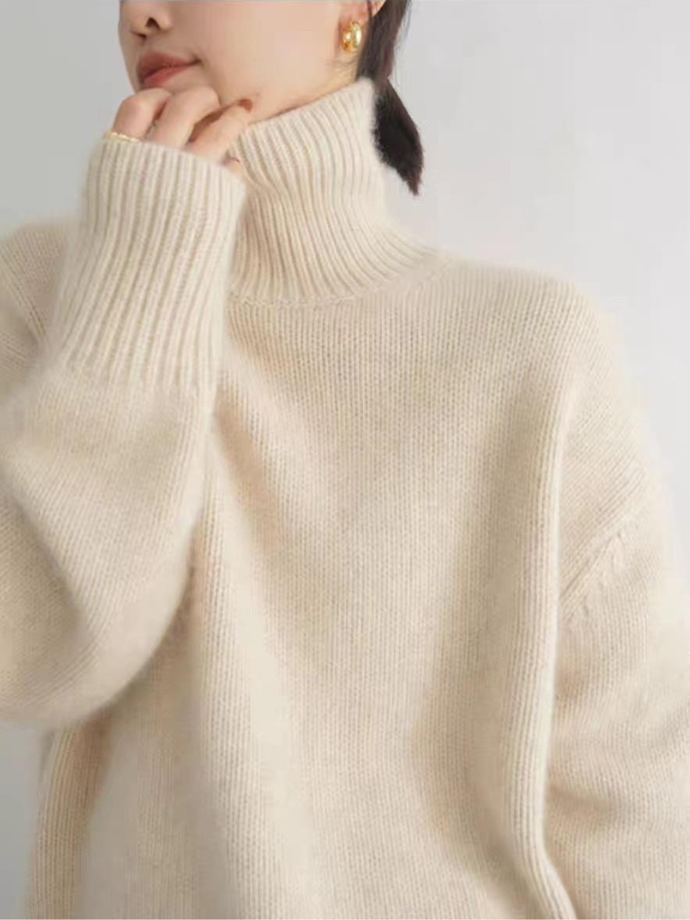 Luxe NELE Turtleneck Sweater