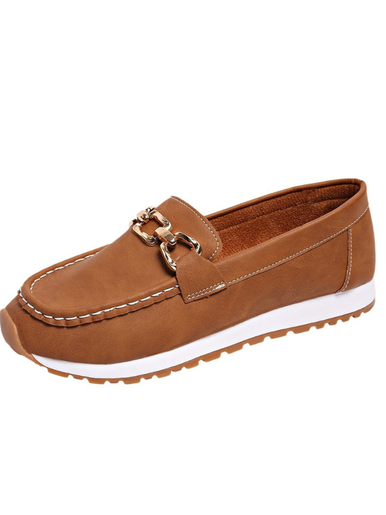 ISLA LOAFERS WITH CHAIN ACCENTS