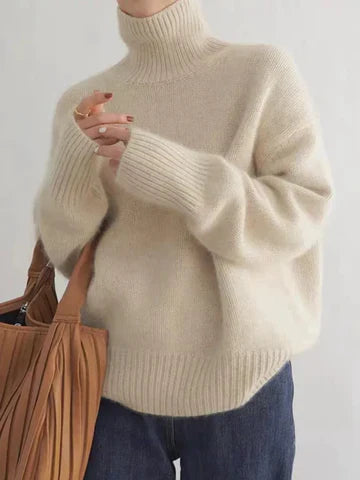 Elise – Elegant Cashmere Turtleneck Sweater