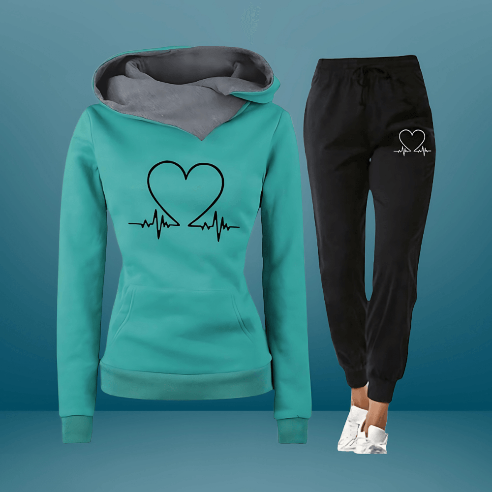 LOVE | Comfortable and full of love tracksuit