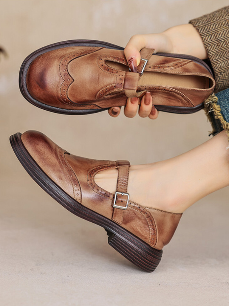 Classic LARA Vintage Mary Jane Flats