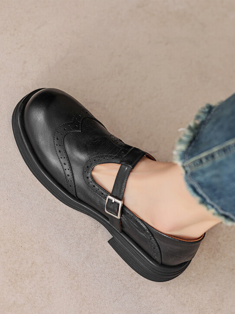 Classic LARA Vintage Mary Jane Flats