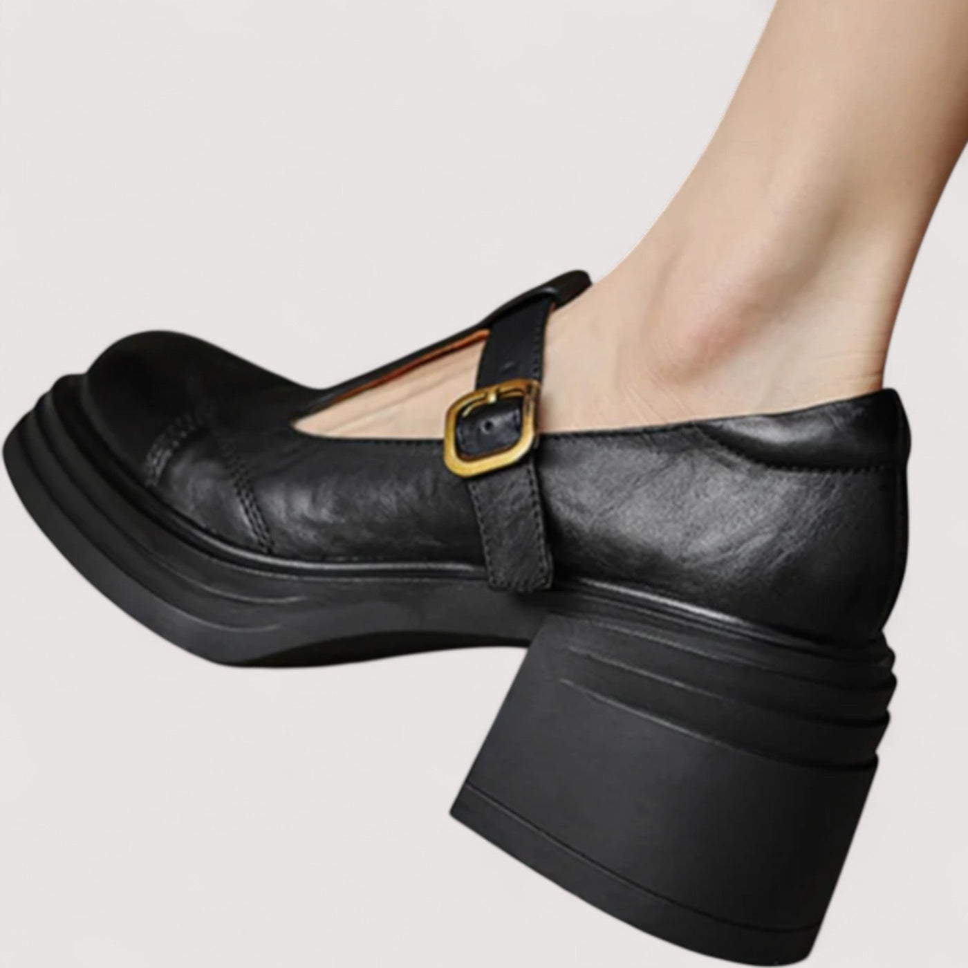 Vera - Elegant Prefabricated Loafers