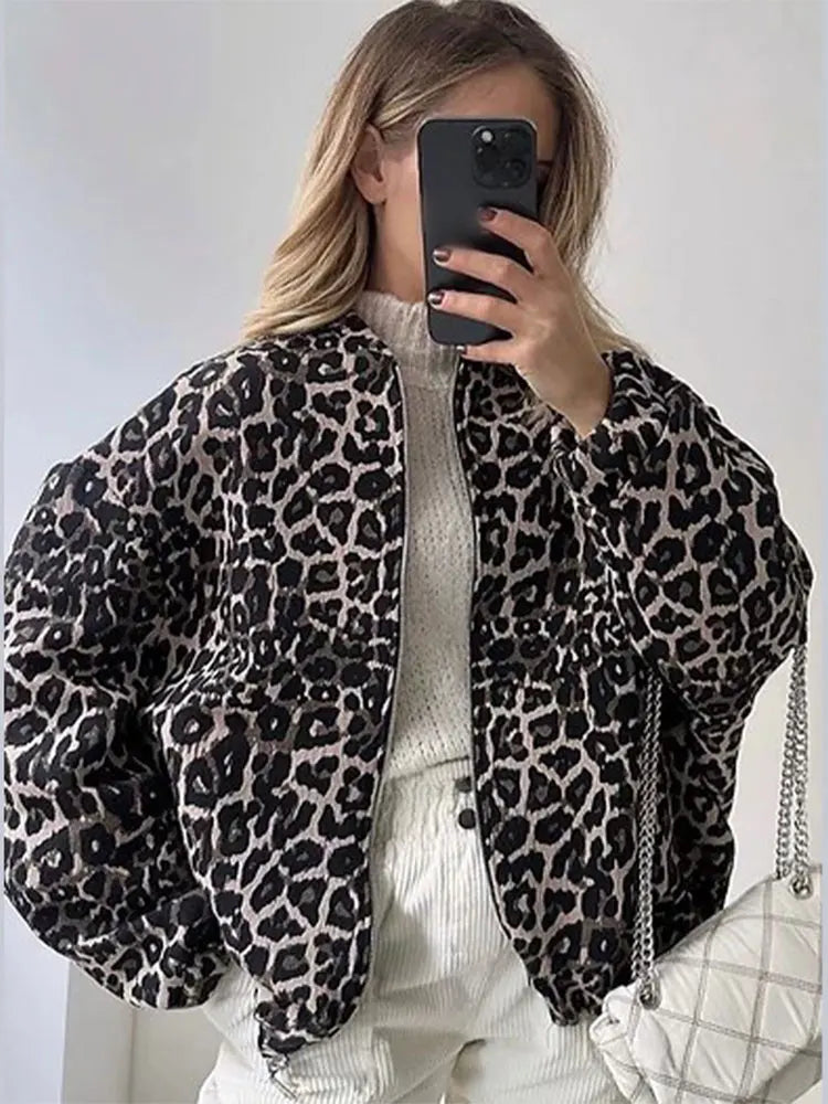 Madison – Bold Leopard Coat