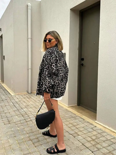 Madison – Bold Leopard Coat