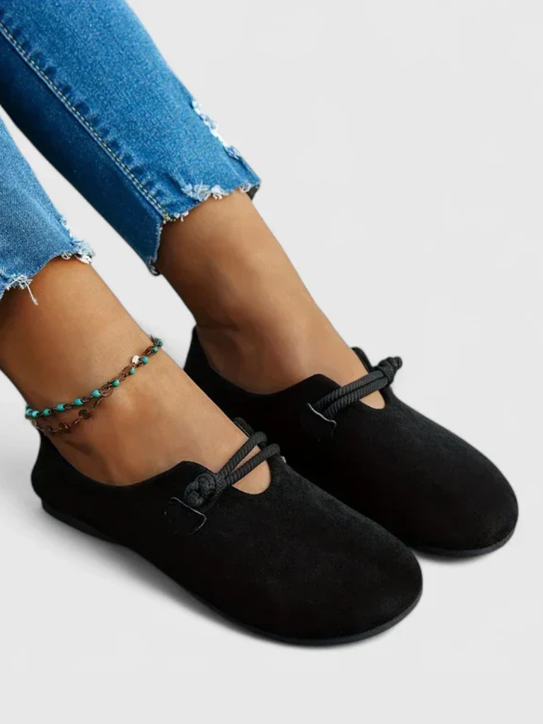 AVELISSE COMFORT FOOTWEAR