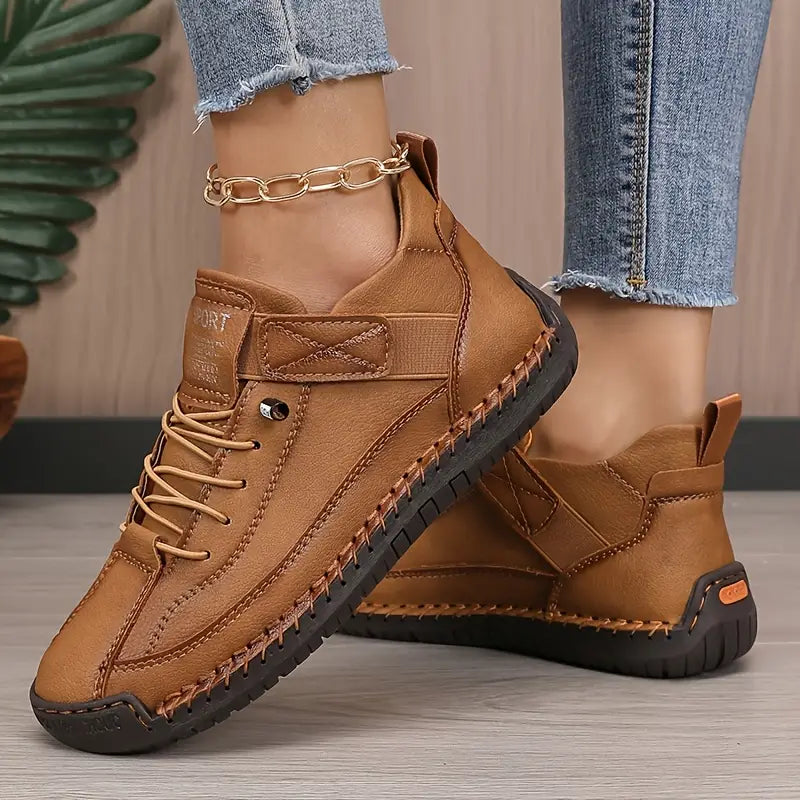 Elira | Comfortable and Supportive Sneakers
