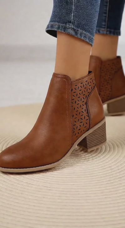 Léonie™ – Breathable and Sustainable Comfort in Ankle Boots